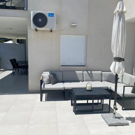 Ellavis Apartments Exterior photo