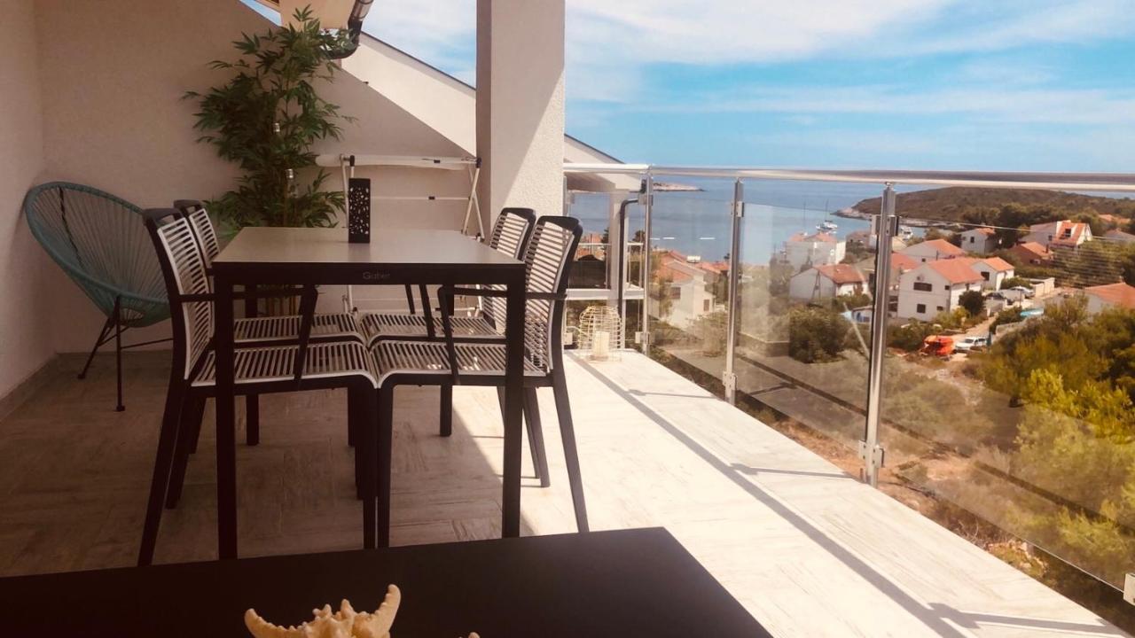 Ellavis Apartment *