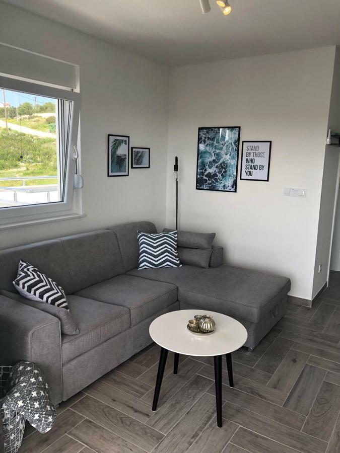 Ellavis Apartment