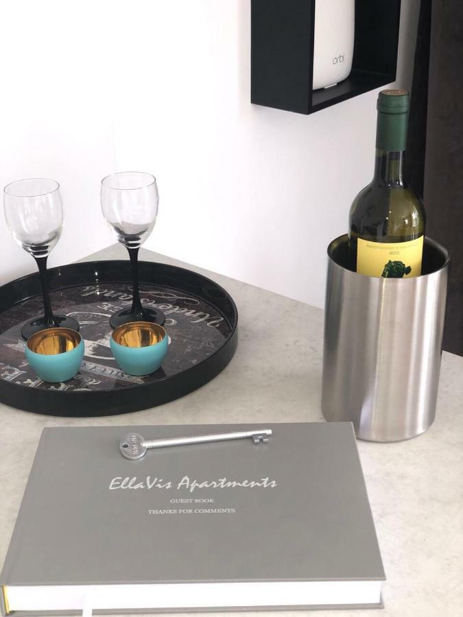Ellavis Apartment