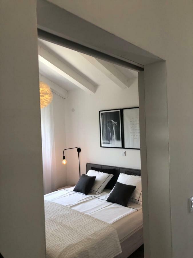Apartment Ellavis