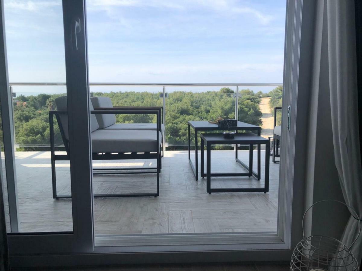 Ellavis Apartment