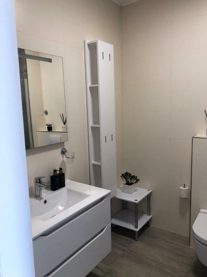 Ellavis Apartment