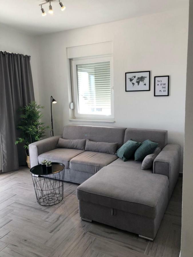 Apartment Ellavis